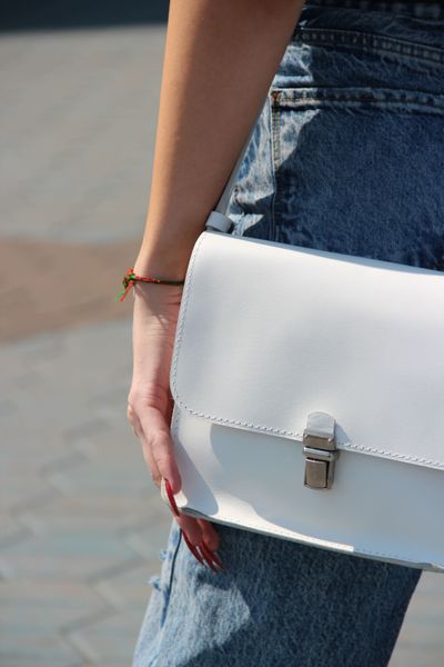 Жіноча шкіряна сумка Емма Біла Dekey  емма біла фото